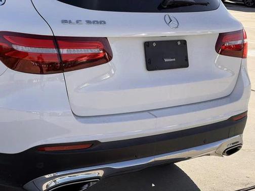 2018 Mercedes-Benz GLC 300 Base