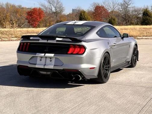 2020 Ford Shelby GT500 Base