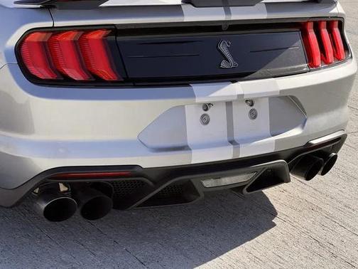 2020 Ford Shelby GT500 Base