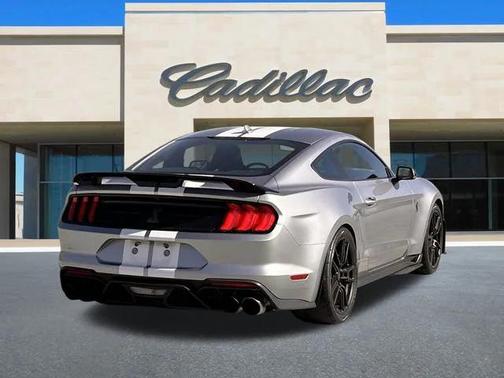 2020 Ford Shelby GT500 Base