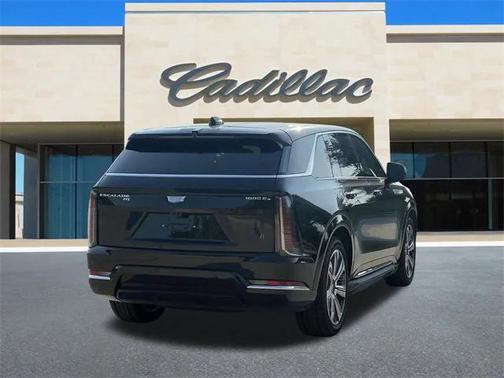 2025 Cadillac Escalade IQ Luxury 2