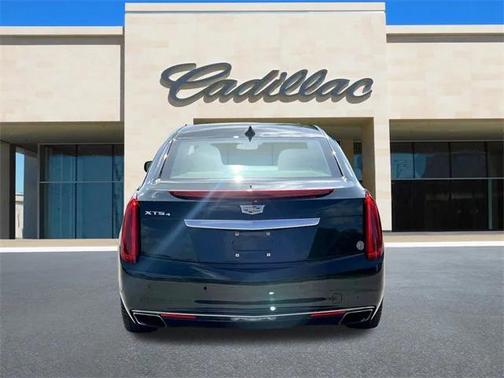 2016 Cadillac XTS Platinum