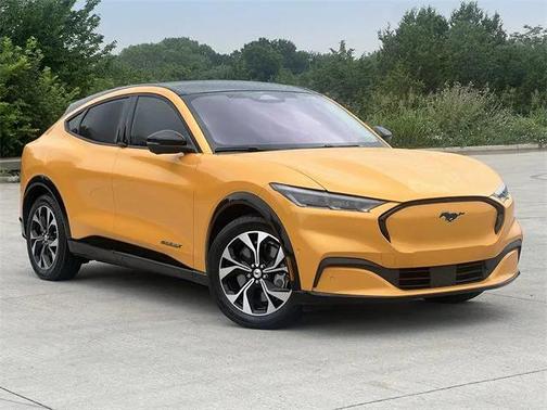 2022 Ford Mustang Mach-E Premium