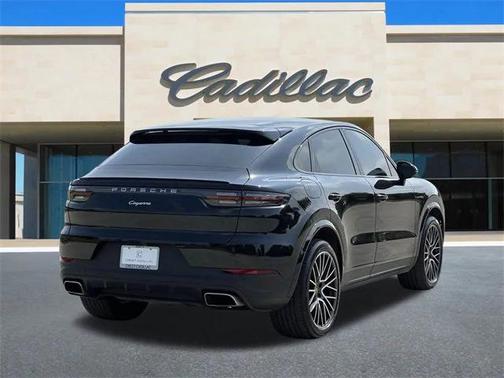 2022 Porsche Cayenne Platinum Edition