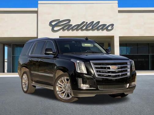 2018 Cadillac Escalade Luxury