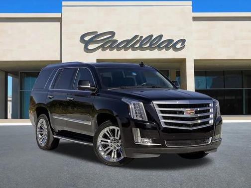 2018 Cadillac Escalade Luxury