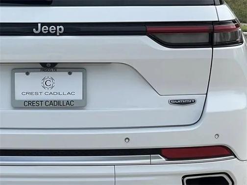 2022 Jeep Grand Cherokee Summit