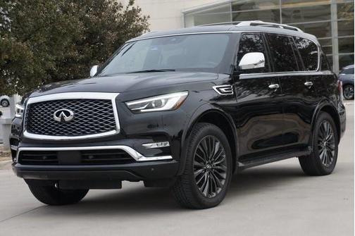 Photo 2 of 46 of 2022 INFINITI QX80 SENSORY