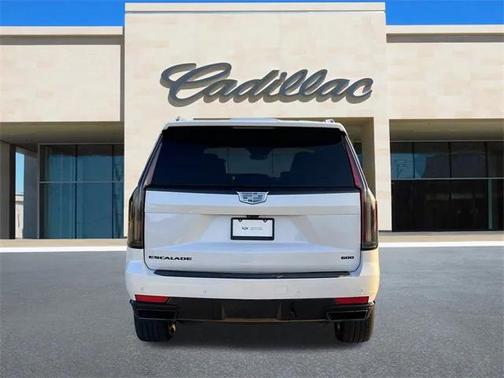 2023 Cadillac Escalade Sport