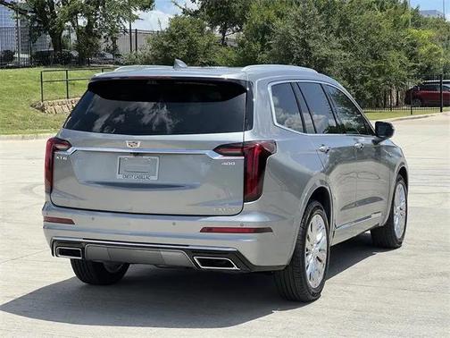 2025 Cadillac XT6 Premium Luxury FWD
