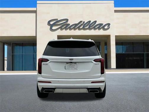 2023 Cadillac XT6 Luxury FWD