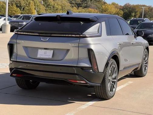 2026 Cadillac LYRIQ Sport