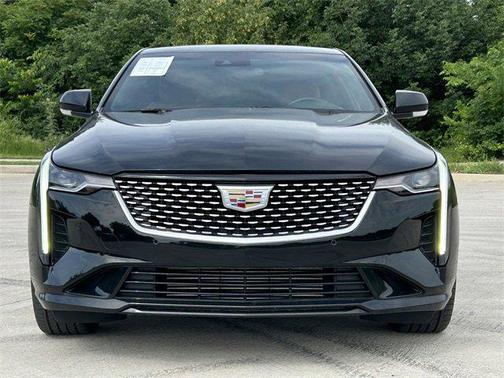 2023 Cadillac CT4 Premium Luxury