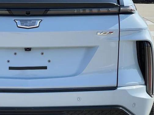 2026 Cadillac LYRIQ V Premium