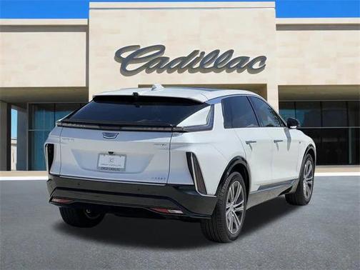 2025 Cadillac LYRIQ Luxury 1