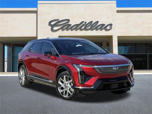 2025 Cadillac OPTIQ Luxury 2