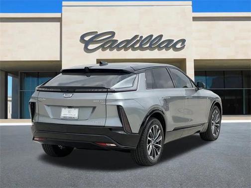 2025 Cadillac LYRIQ Sport 2