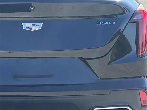 2022 Cadillac CT4 Premium Luxury