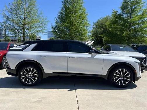 2025 Cadillac LYRIQ Sport 1