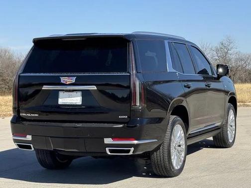 2026 Cadillac Escalade Luxury