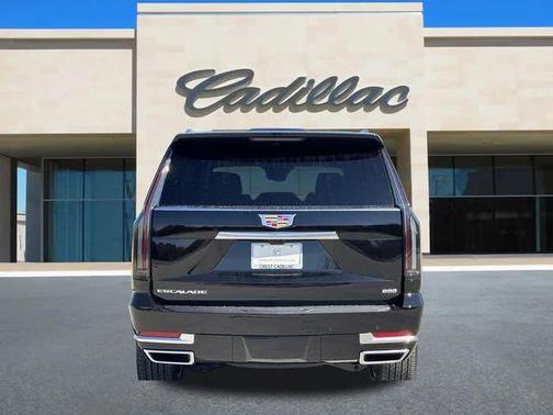 2026 Cadillac Escalade Luxury