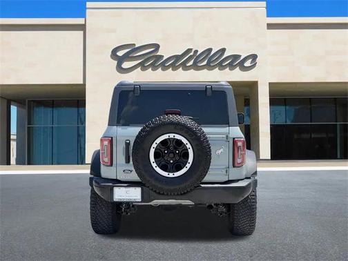 2023 Ford Bronco Base