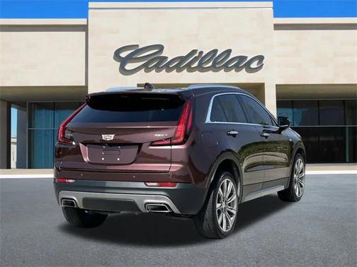 2023 Cadillac XT4 Premium Luxury