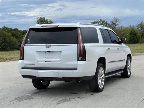 2020 Cadillac Escalade ESV Luxury