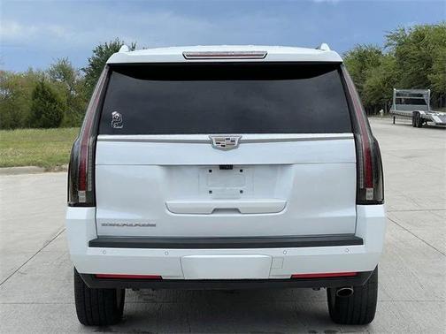 2020 Cadillac Escalade ESV Luxury