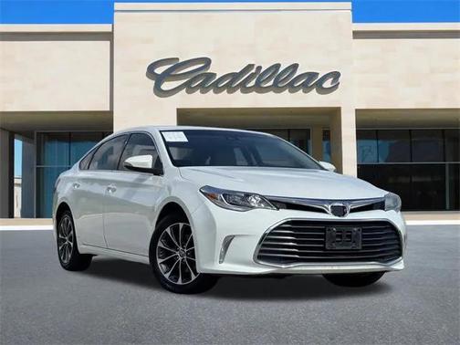2017 Toyota Avalon XLE