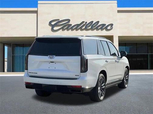 2022 Cadillac Escalade Sport
