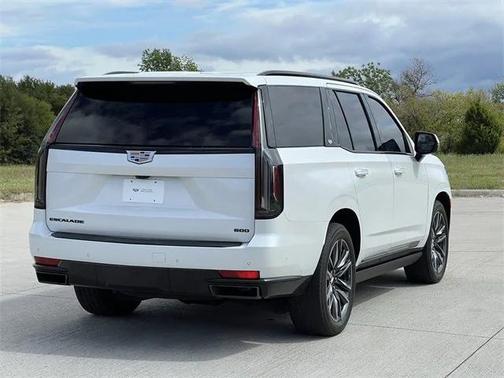 2022 Cadillac Escalade Sport