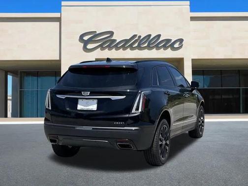 2025 Cadillac XT5 Sport