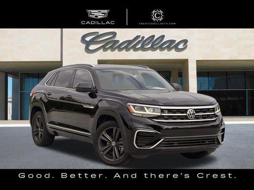 Deep Black Pearl 2022 Volkswagen Atlas Cross Sport 3.6L V6 SEL R-Line