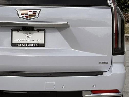 Vibrant White Tricoat 2026 Cadillac Escalade Luxury