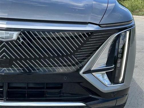 2024 Cadillac LYRIQ Tech w/1SA