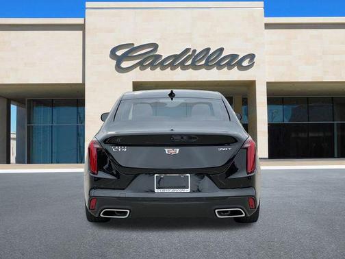 2023 Cadillac CT4 Premium Luxury