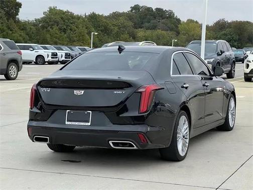 2023 Cadillac CT4 Premium Luxury