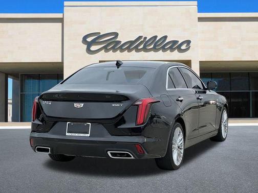 2023 Cadillac CT4 Premium Luxury
