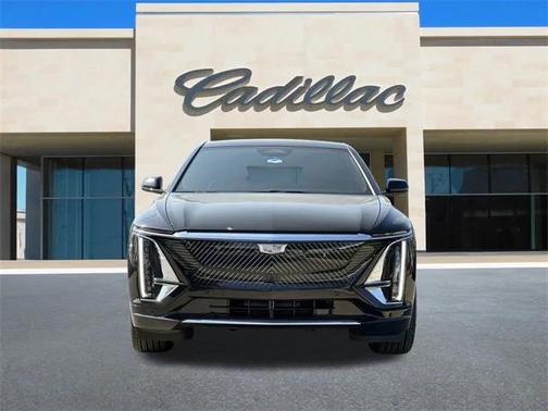 2025 Cadillac LYRIQ Luxury 1