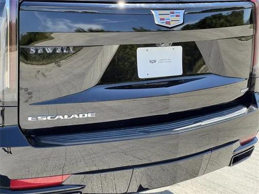 2023 Cadillac Escalade ESV Sport Platinum