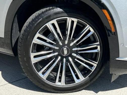 2026 Cadillac VISTIQ Premium Luxury