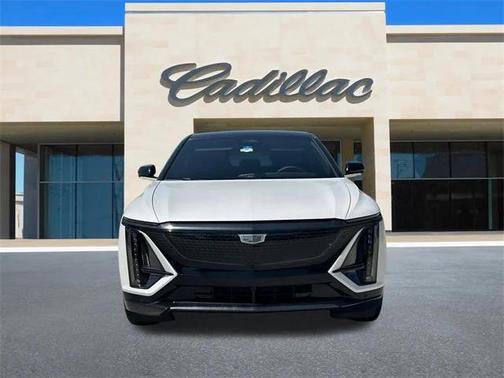 2025 Cadillac LYRIQ Sport 1
