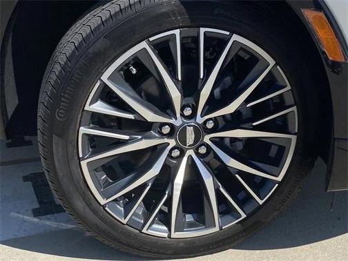 2025 Cadillac XT4 Sport
