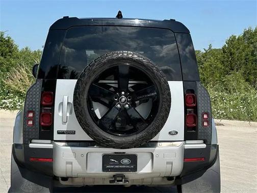 2020 Land Rover Defender 110 First Edition