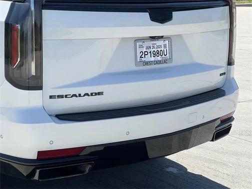 2024 Cadillac Escalade Sport
