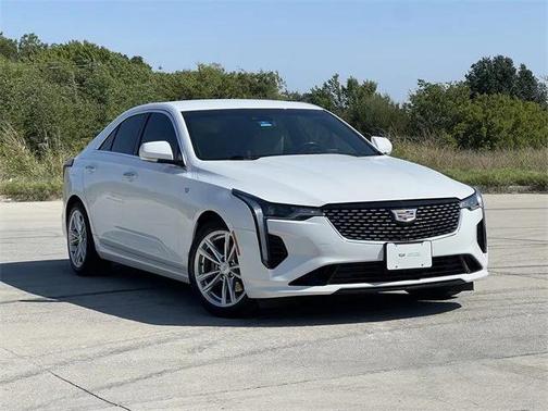 2021 Cadillac CT4 Luxury
