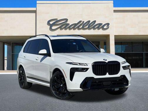 2023 BMW X7 xDrive40i
