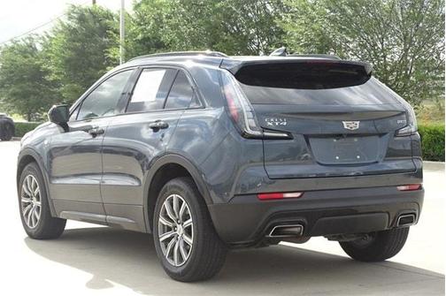 Photo 5 of 26 of 2019 Cadillac XT4 Sport