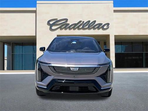 2025 Cadillac OPTIQ Luxury 1